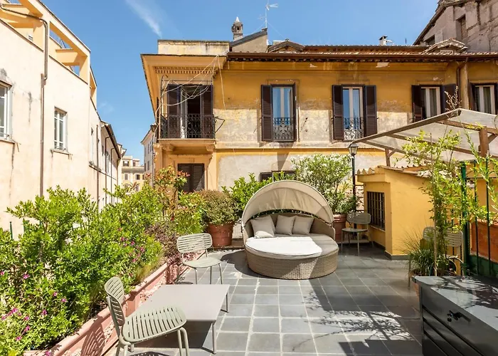 Romac Fontanella Borghese Palace Apartment Rom